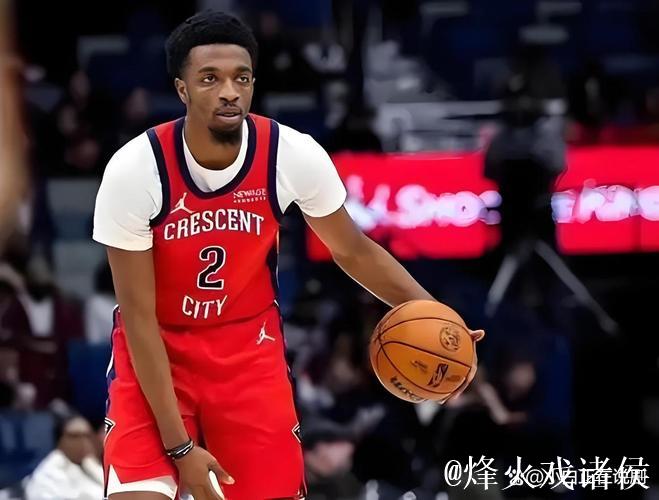 虚惊一场！鹈鹕主场球迷对赫伯特-琼斯高喊：你是一名湖人了，我的男孩